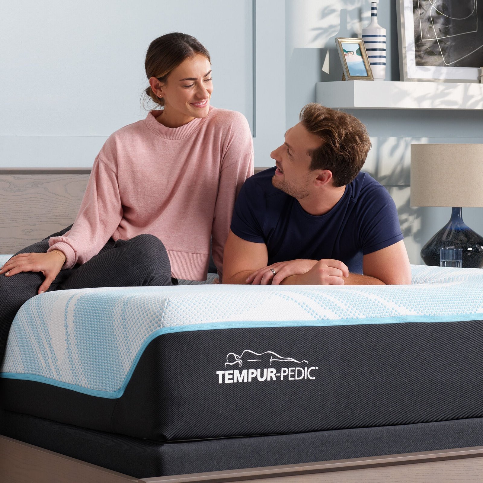 Tempur-Pedic TEMPUR-Luxe Breeze 2 Firm Mattress - Image 48