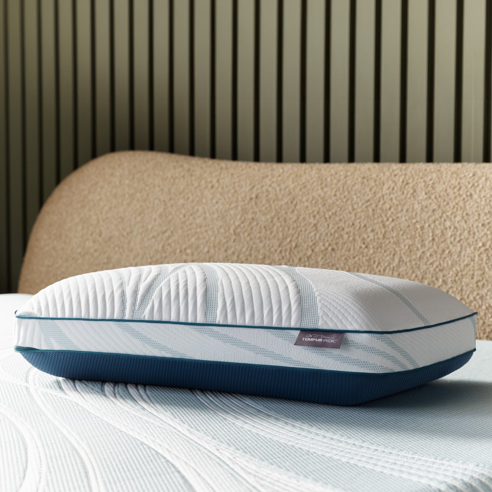 Tempur-Pedic Adapt ProHi 2 Pillow - Image 6