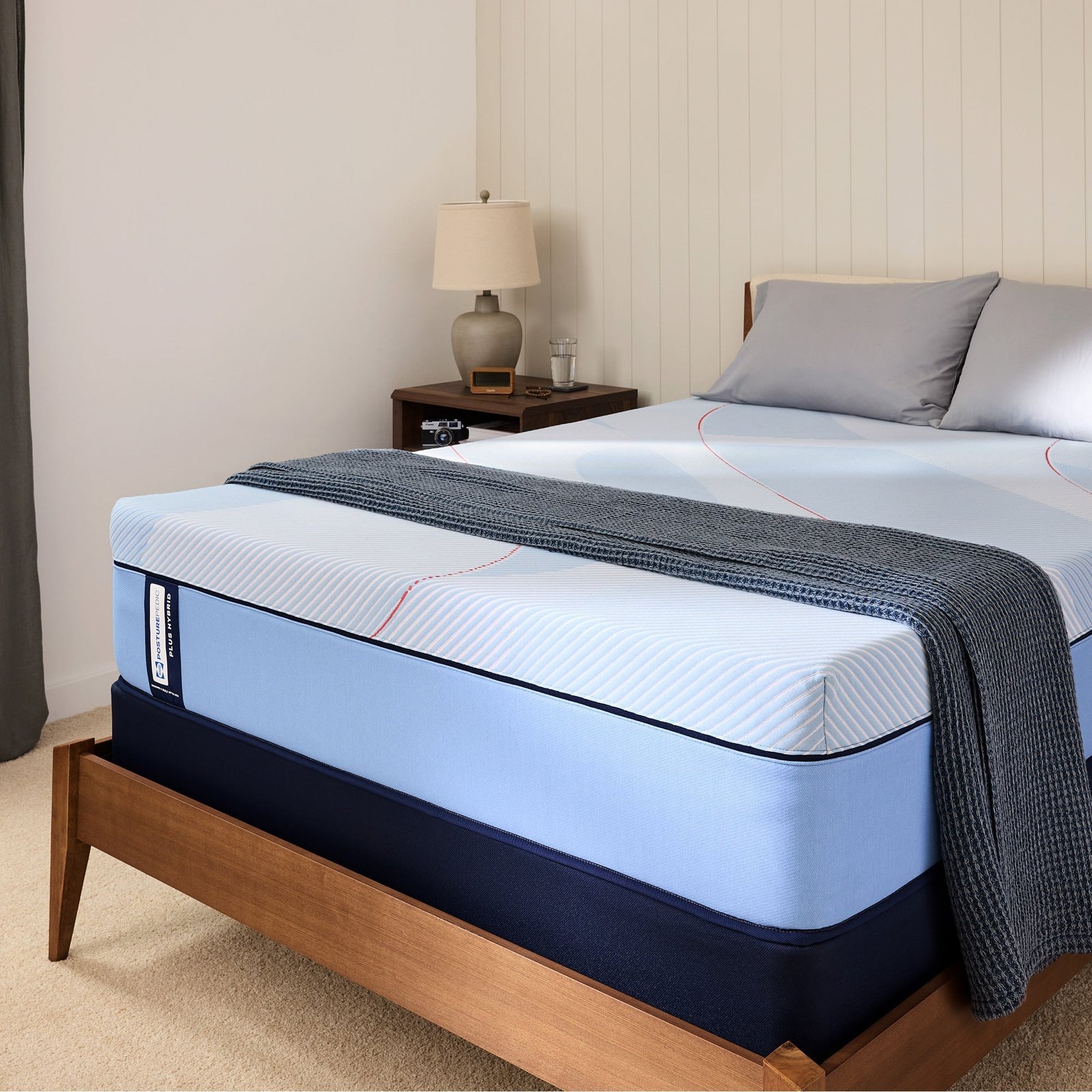 Sealy Posturepedic Plus Hagerstown Medium Hybrid Mattress - Image 38