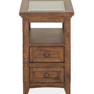 Bay Creek Chairside End Table in Toasted Nutmeg